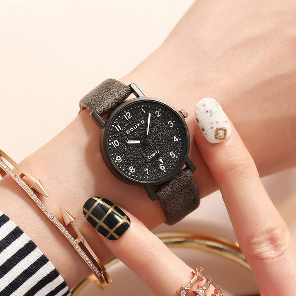 Women Watches Simple Quartz Wrist-watches for Elegant Ladies Leather Band Brown Black Retro Chic Students Watches Female Vintage