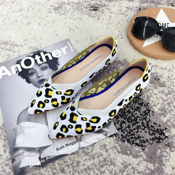 2019 Women's Flat Shoes Ballet Shoes Breathable Knit Pointed Shoes Moccasin Mixed Color Women's Soft Shoes Women Zapatos De