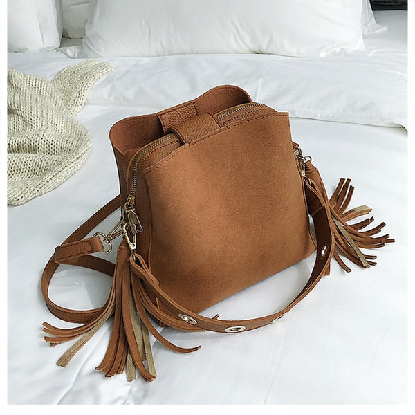 2019 nouvelle mode gommage femmes seau sac Vintage gland sac de messager de haute qualité rétro sac à bandoulière Simple sac à bandoulière fourre-tout